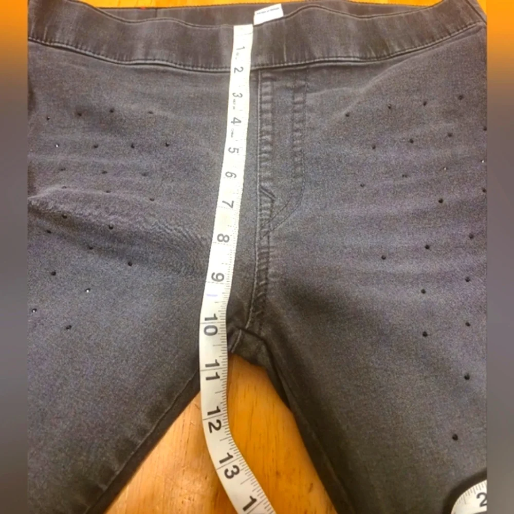 True Religion Dark Gray‎ Skinny Jeans with Dots